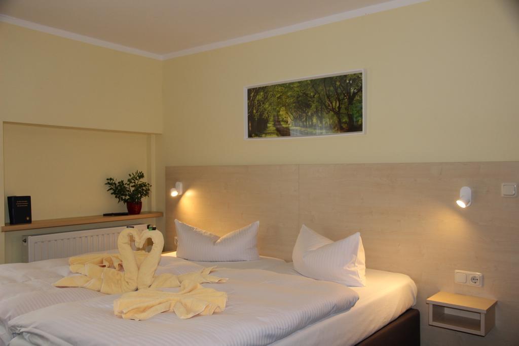 Pension Erdmann - Hotel Garni 제바트헤링스도르프 객실 사진